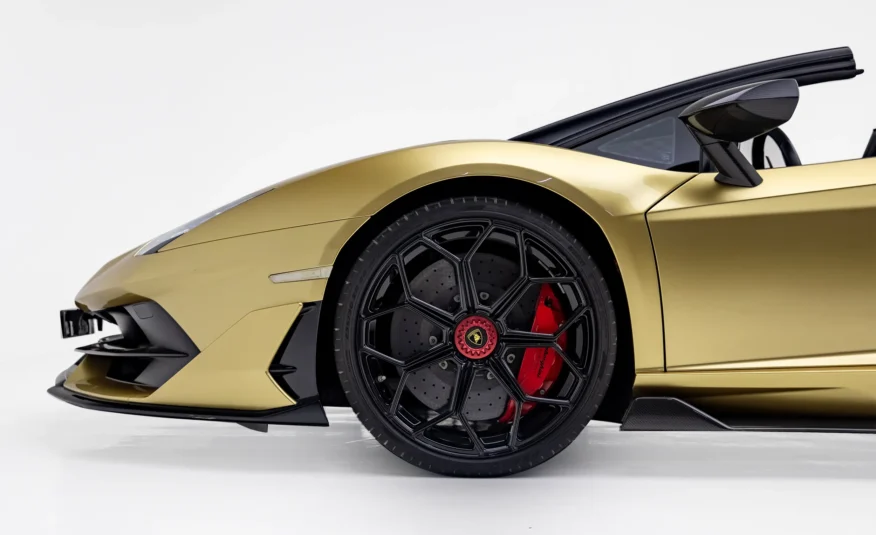 2021 Lamborghini Aventador SVJ Roadster