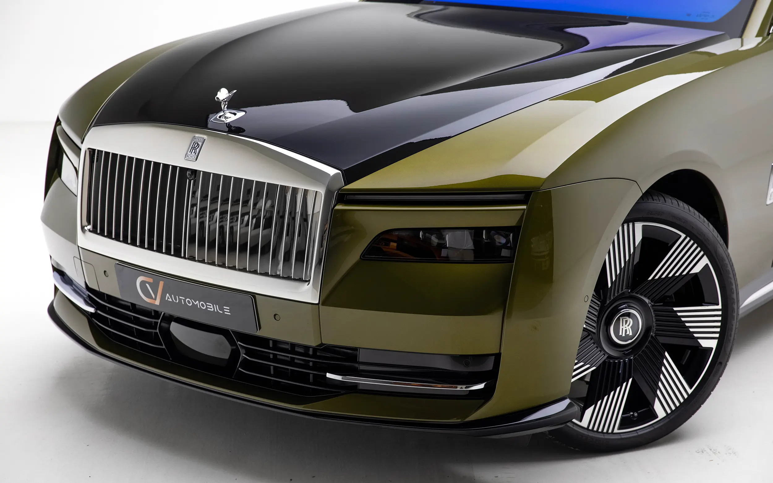 2024 Rolls Royce Spectre