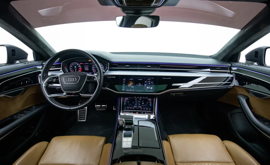 2021 Audi S8