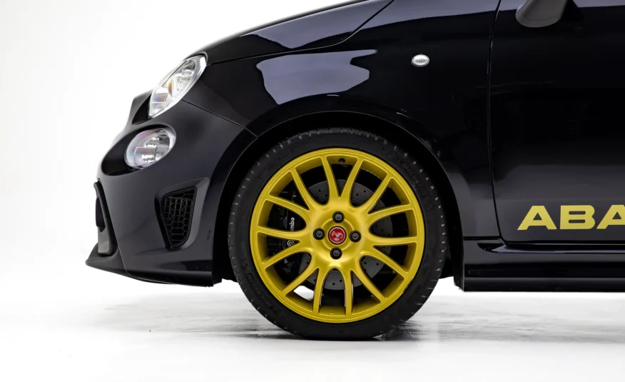 2022 Fiat Abarth 595 Scorpioneoro