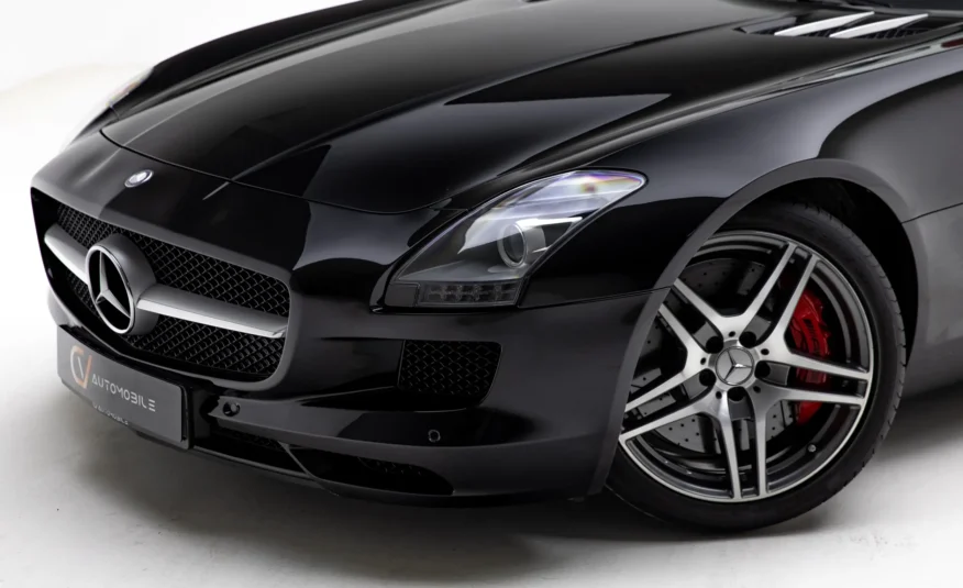 2013 Mercedes-Benz SLS AMG Roadster