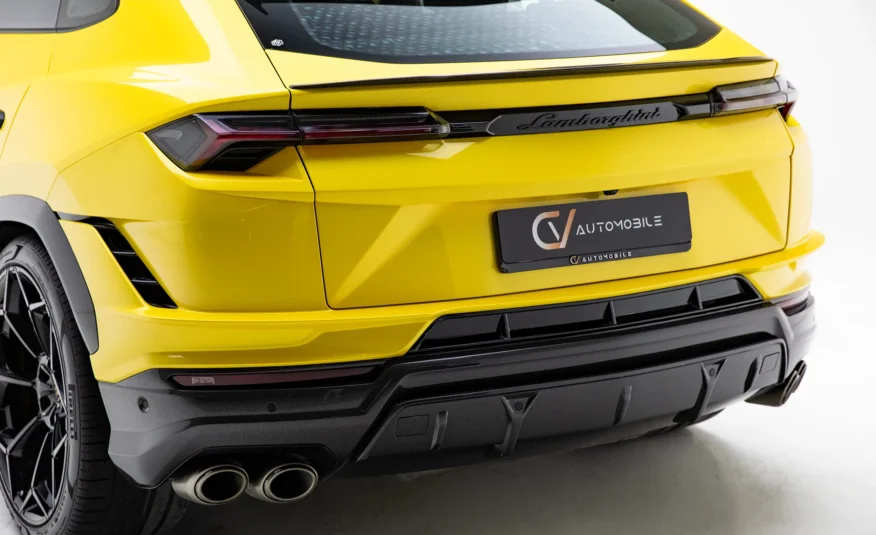 2023 Lamborghini Urus Performante