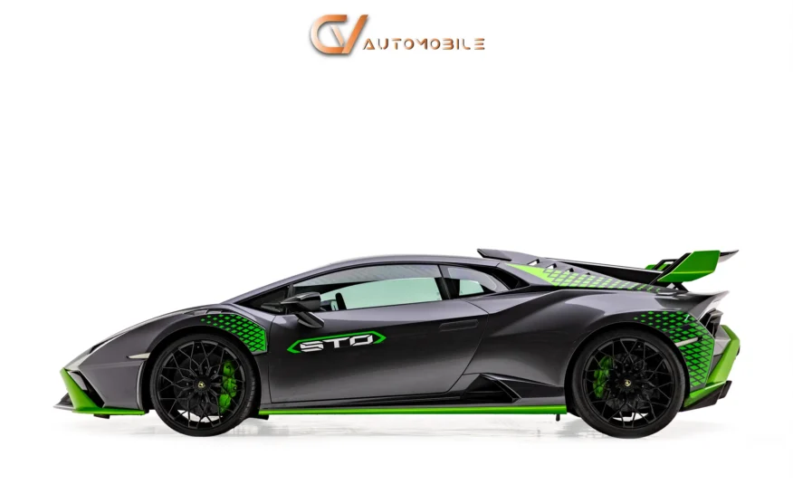 2022 Lamborghini Huracan STO